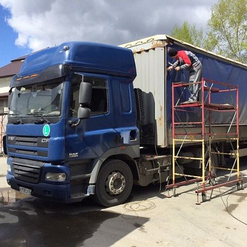 Ремонт тента  фото на сайте Производственной Компании ЭлитТент